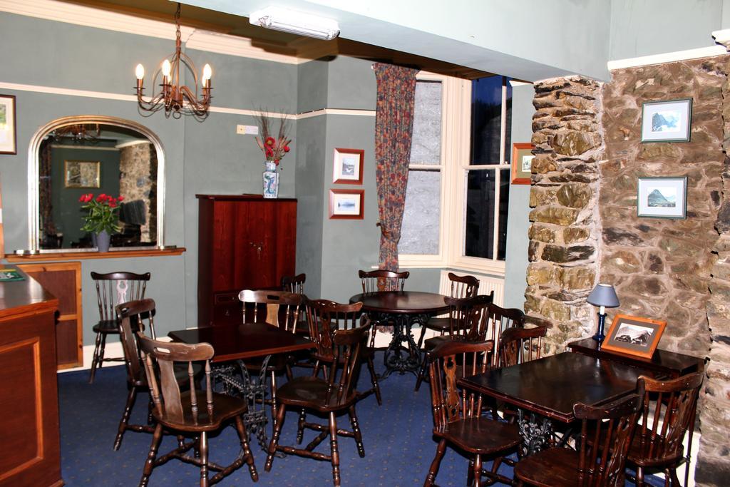 The Eagles Bunkhouse Hostel Penmachno Exterior photo